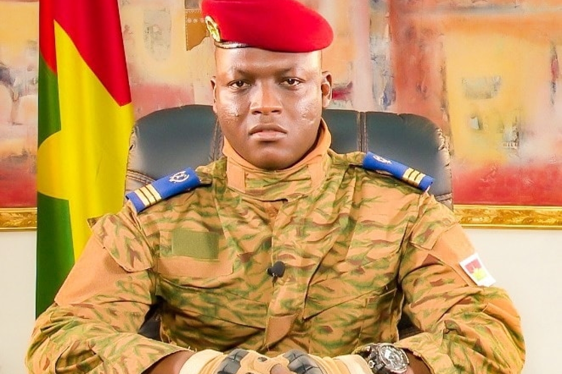 Burkina Faso : Le Capitaine Ibrahim Traoré réaffirme sa position face aux rumeurs